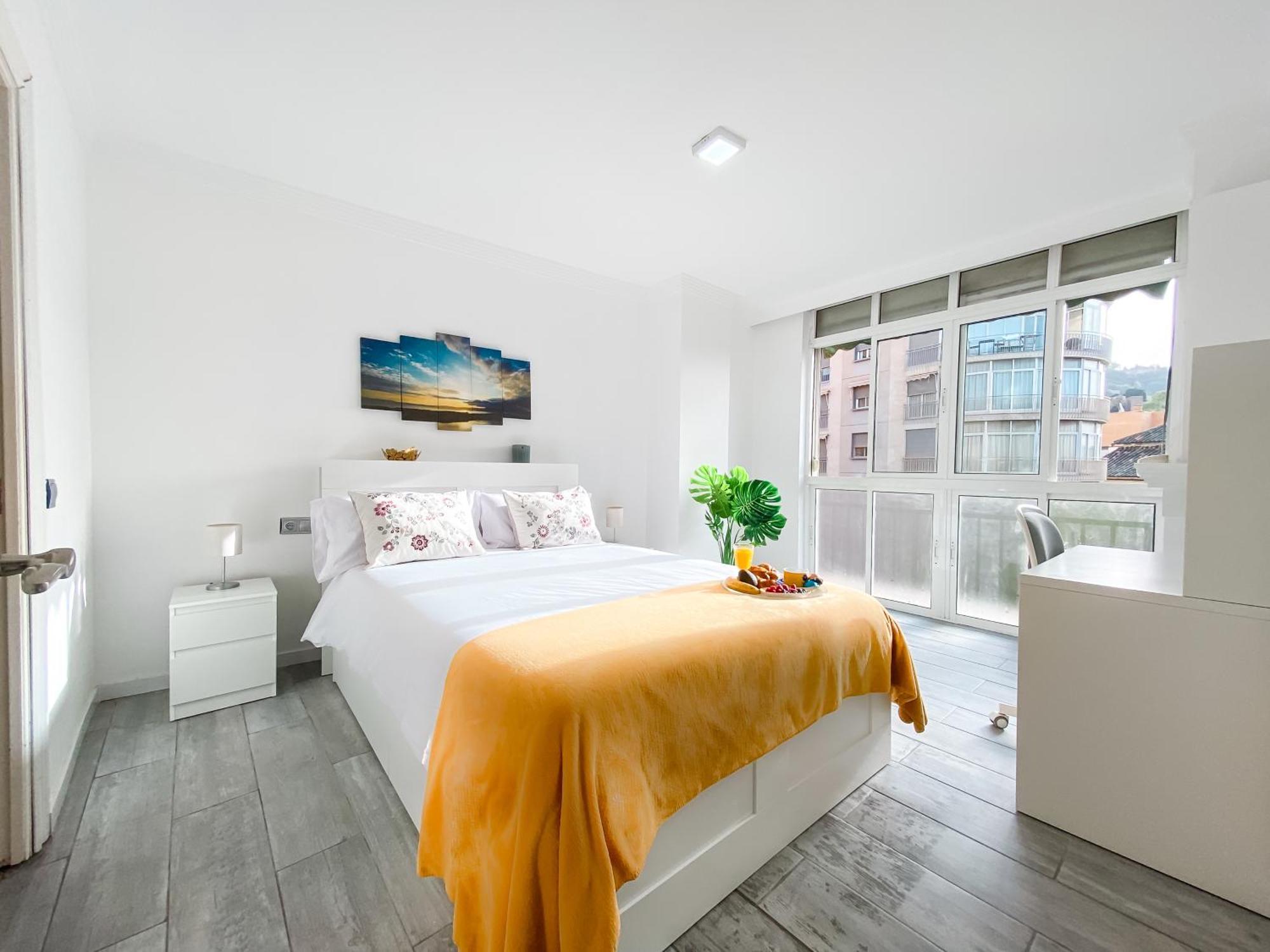 3 Rooms Y 3 Baths Y Aparcamiento Catedral Malaga Bagian luar foto